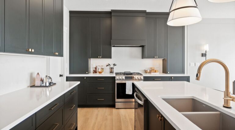 Do I Need a New Counter? Signs for a Countertop Replacement